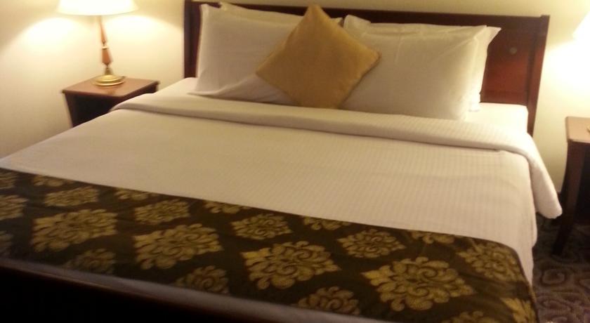 Eastern Suites @ Times Square Kl Куала Лумпур Екстериор снимка